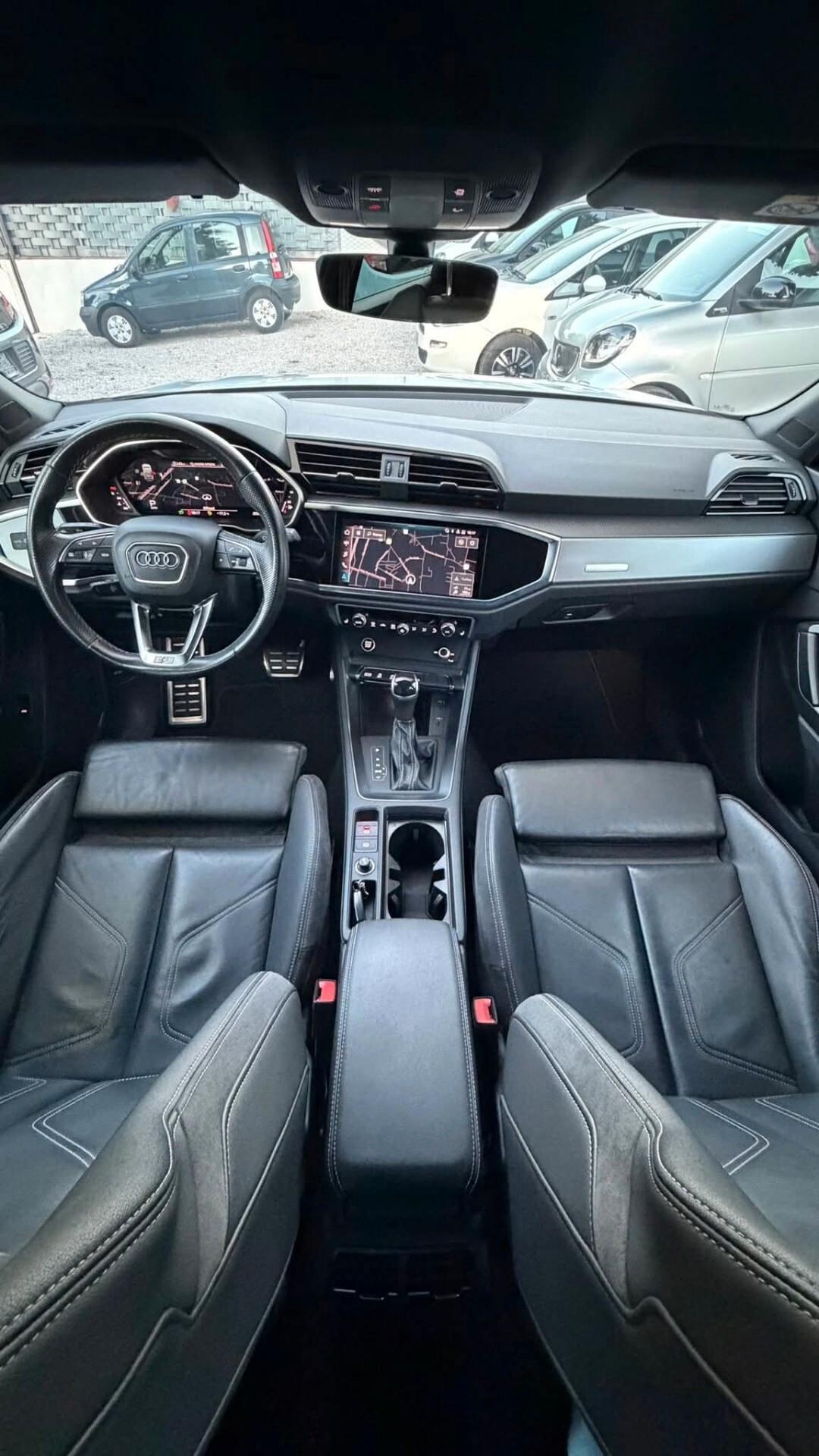 Audi Q3 S LINE