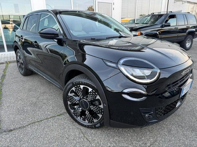 FIAT 600 Hybrid 110 CV DCT MHEV La Prima