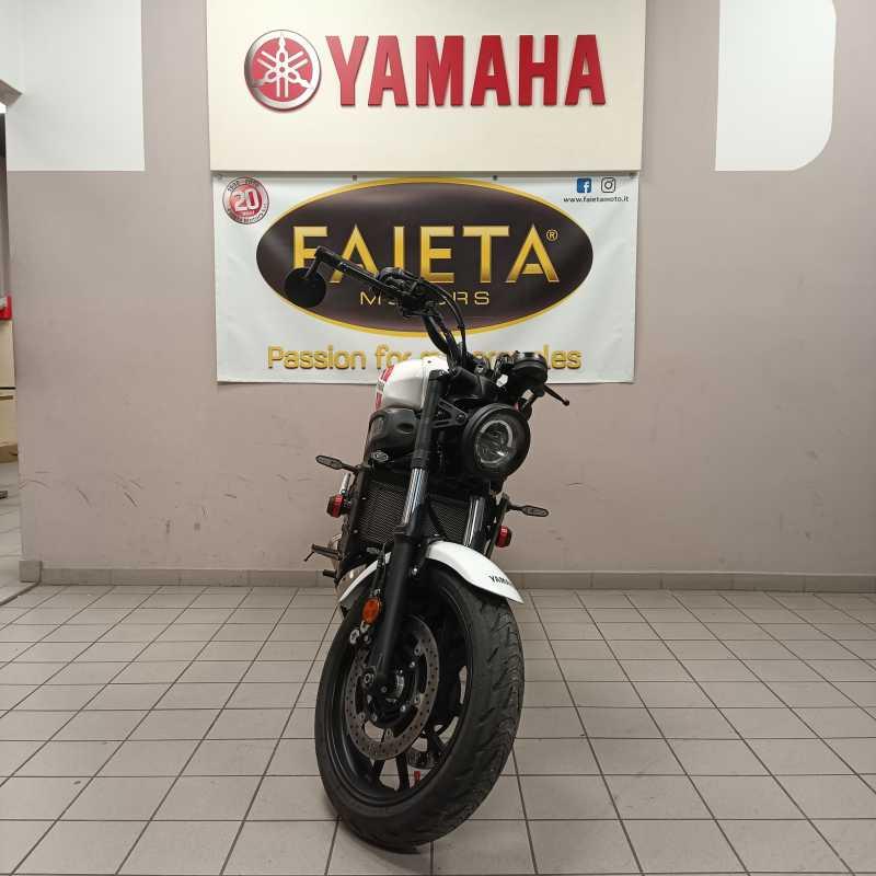 Yamaha XSR 700 - 2024