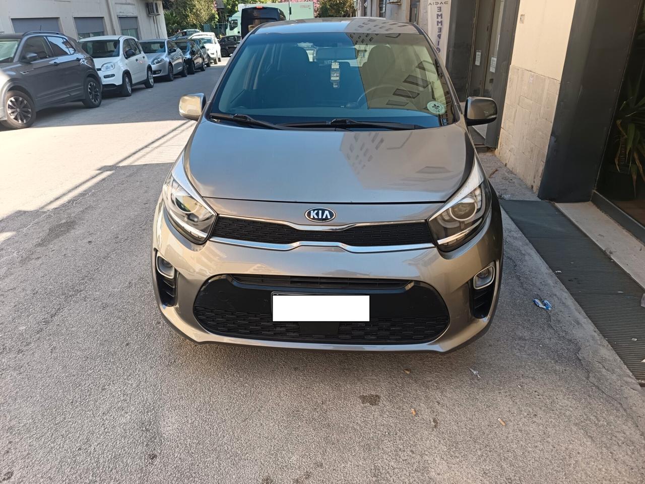 Kia Picanto 1.0 Urban unico pror. full opt km 107000
