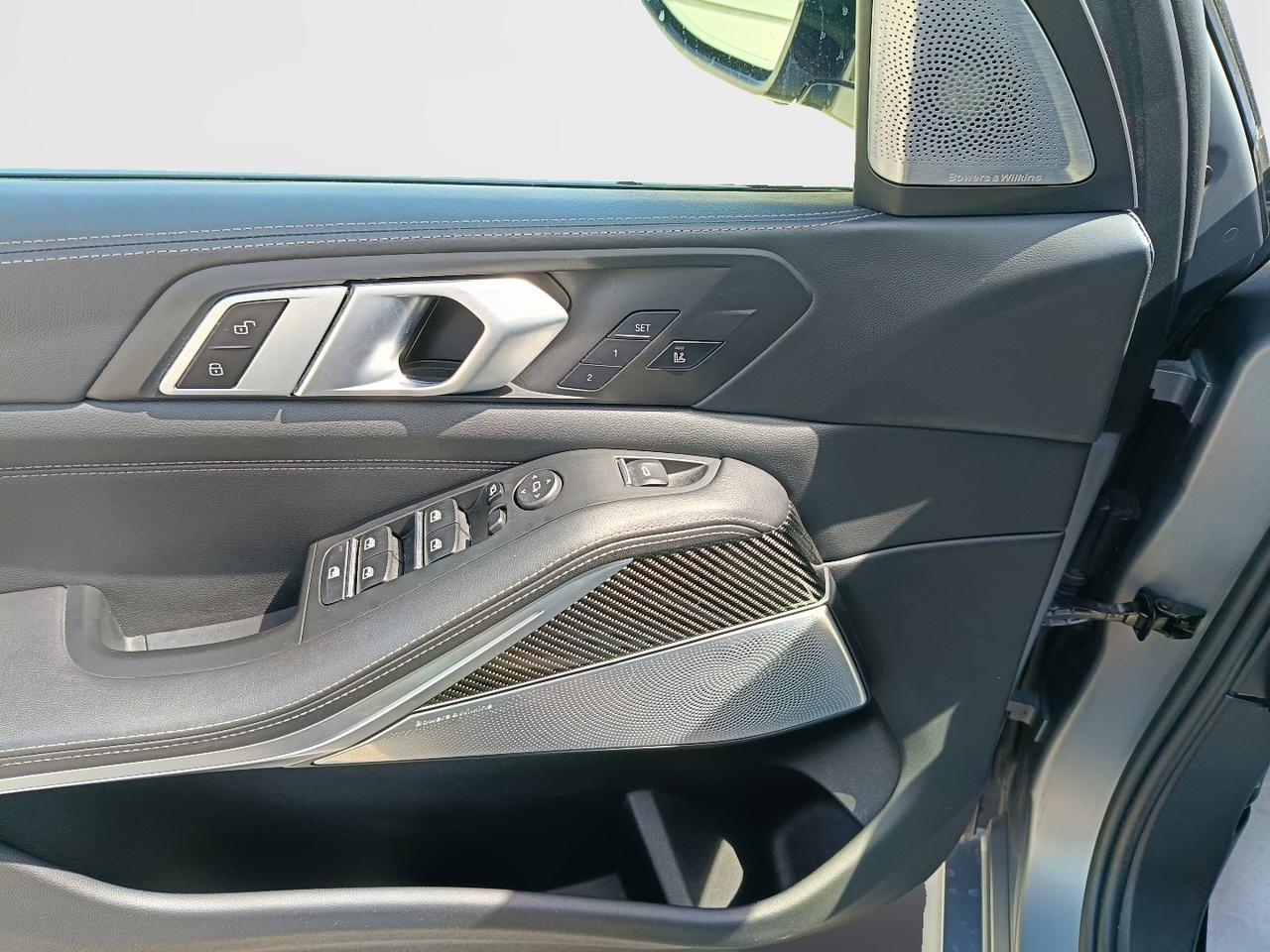 BMW X5 G05 LCI 2023 - X5 M60i auto