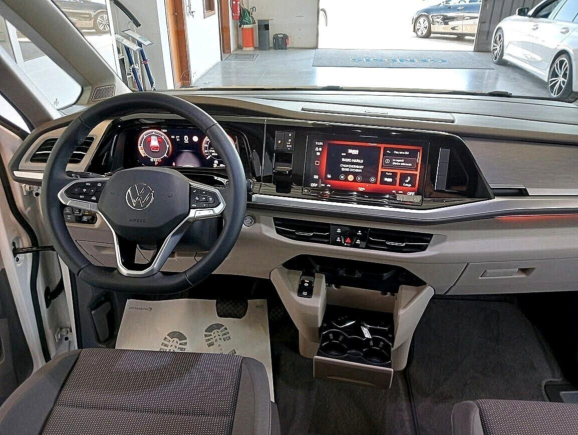 Volkswagen T7 Multivan TDI LIFE DSG MATRIX IQLIGHT 19" GANCIO VIS A VIS