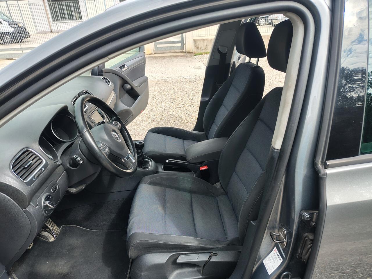 Volkswagen Golf 1.6 TDI DPF 5p. Highline STYLE. NAVIPLUS