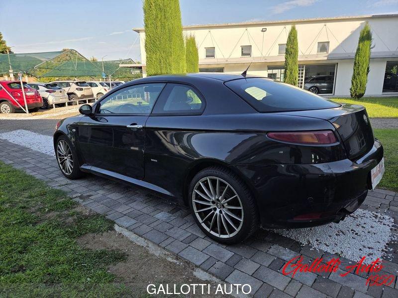 Alfa Romeo GT 1.9 JTDM 16V