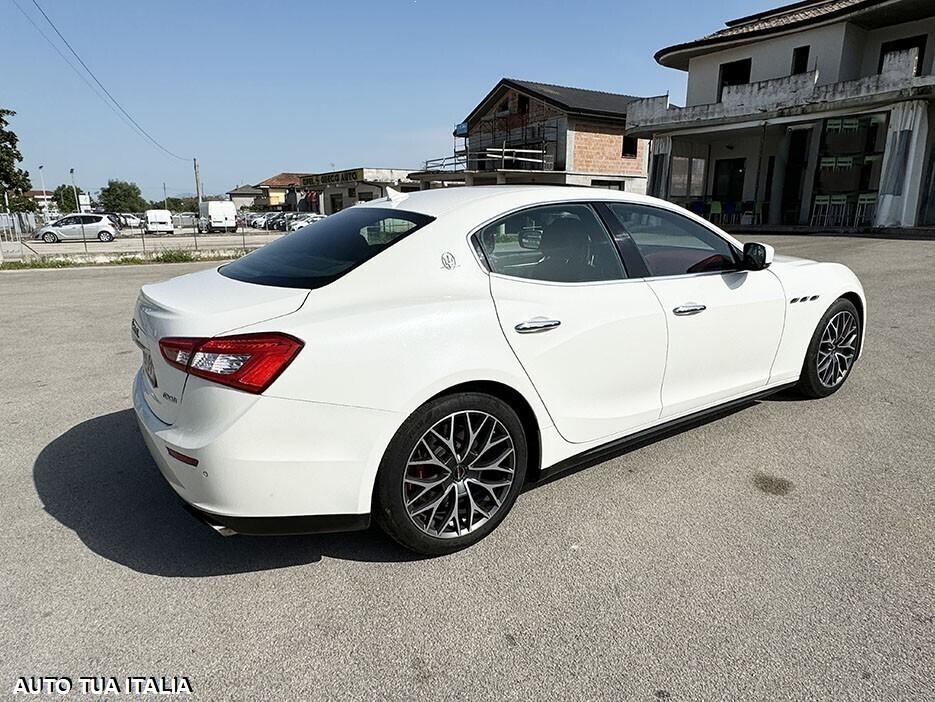 MASERATI GHIBLI V6 DIESEL GRANLUSSO