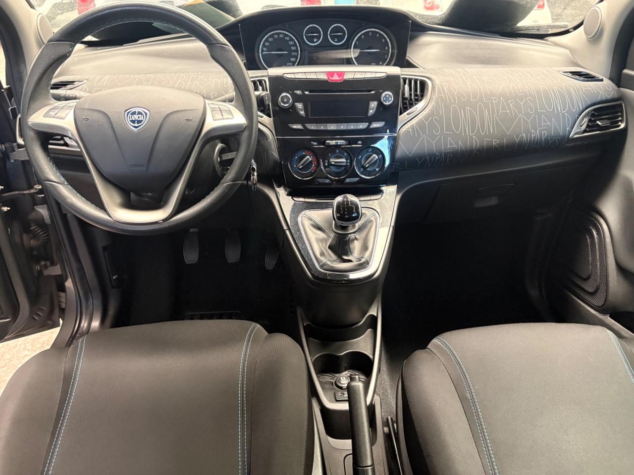 Lancia Ypsilon 0.9 TwinAir 85 CV 5 porte Metano Ecochic Gold
