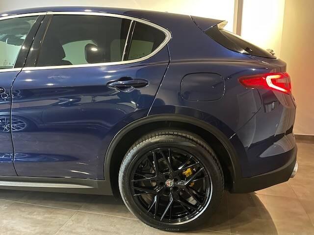 Alfa Romeo Stelvio 2.2 t Executive Q4 210cv auto my19