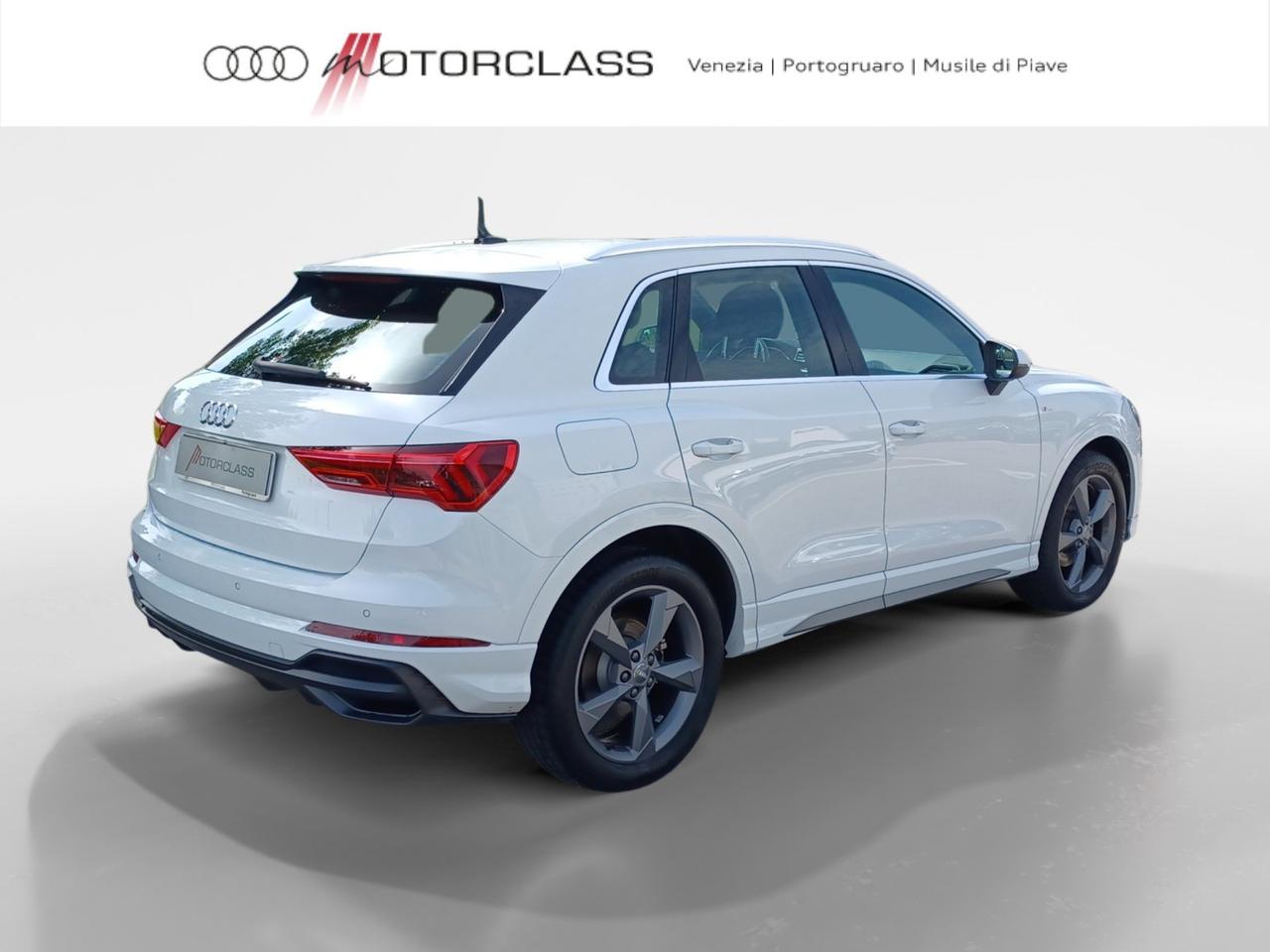 Audi Q3 35 2.0 tdi s line edition s tronic