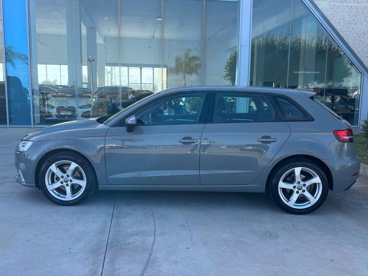 Audi A3 Sportback 30 1.6 tdi Sport 116cv s-tronic