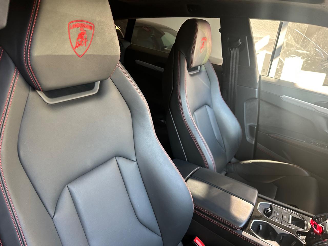 Lamborghini Urus 4.0 Pearl Capsule
