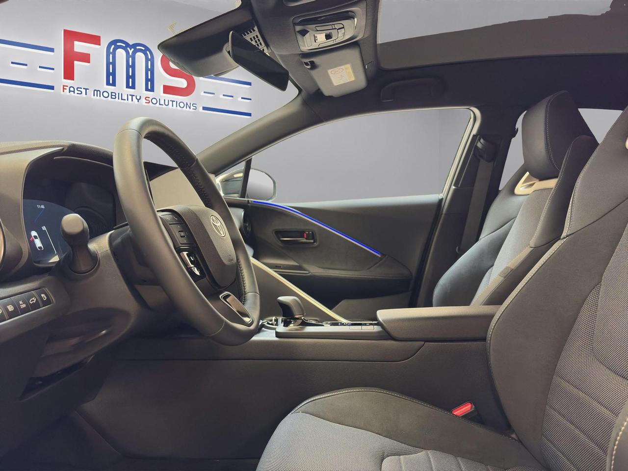 Toyota C-HR 2.0 phev Lounge fwd e-cvt