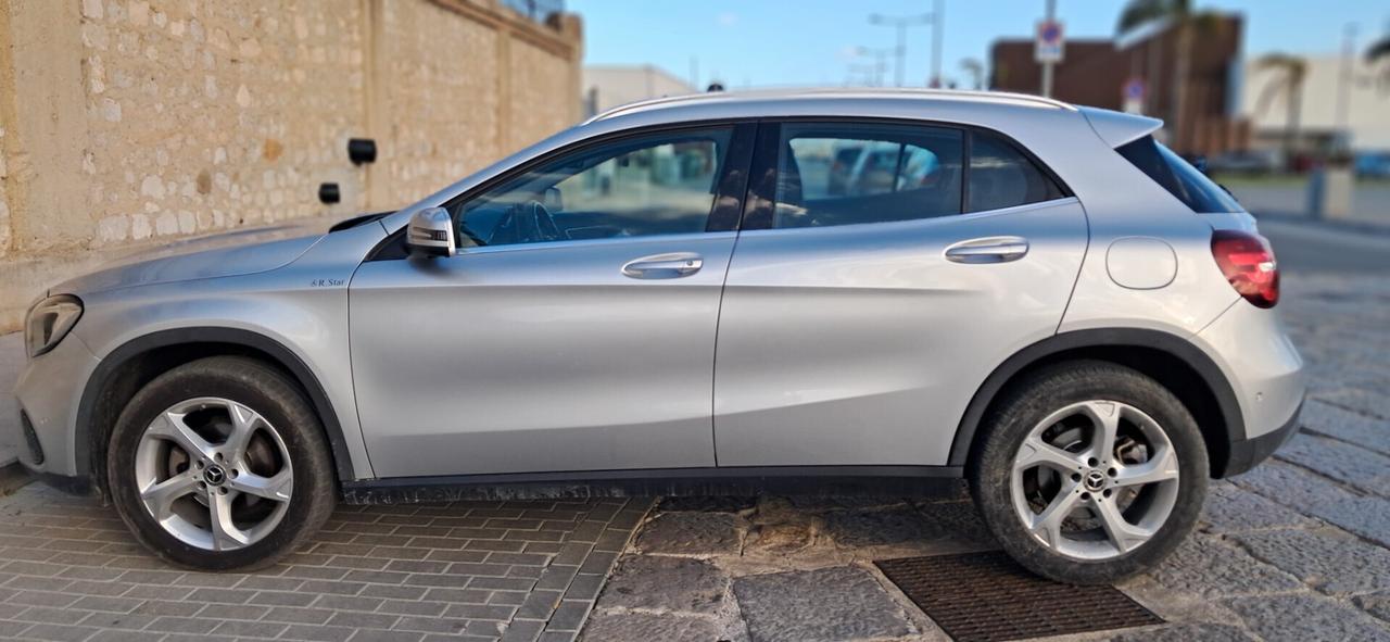 Mercedes-benz GLA 200 d Automatic Premium