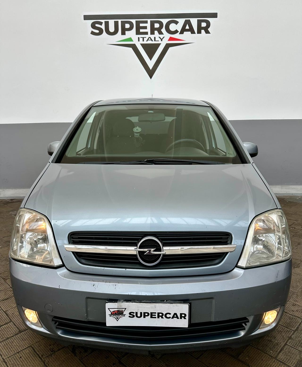 Opel Meriva 1.4 Benz (Euro 4), spaziosa e ben funzionante
