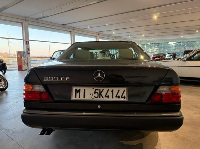 Mercedes Classe E Coupé 300 CE