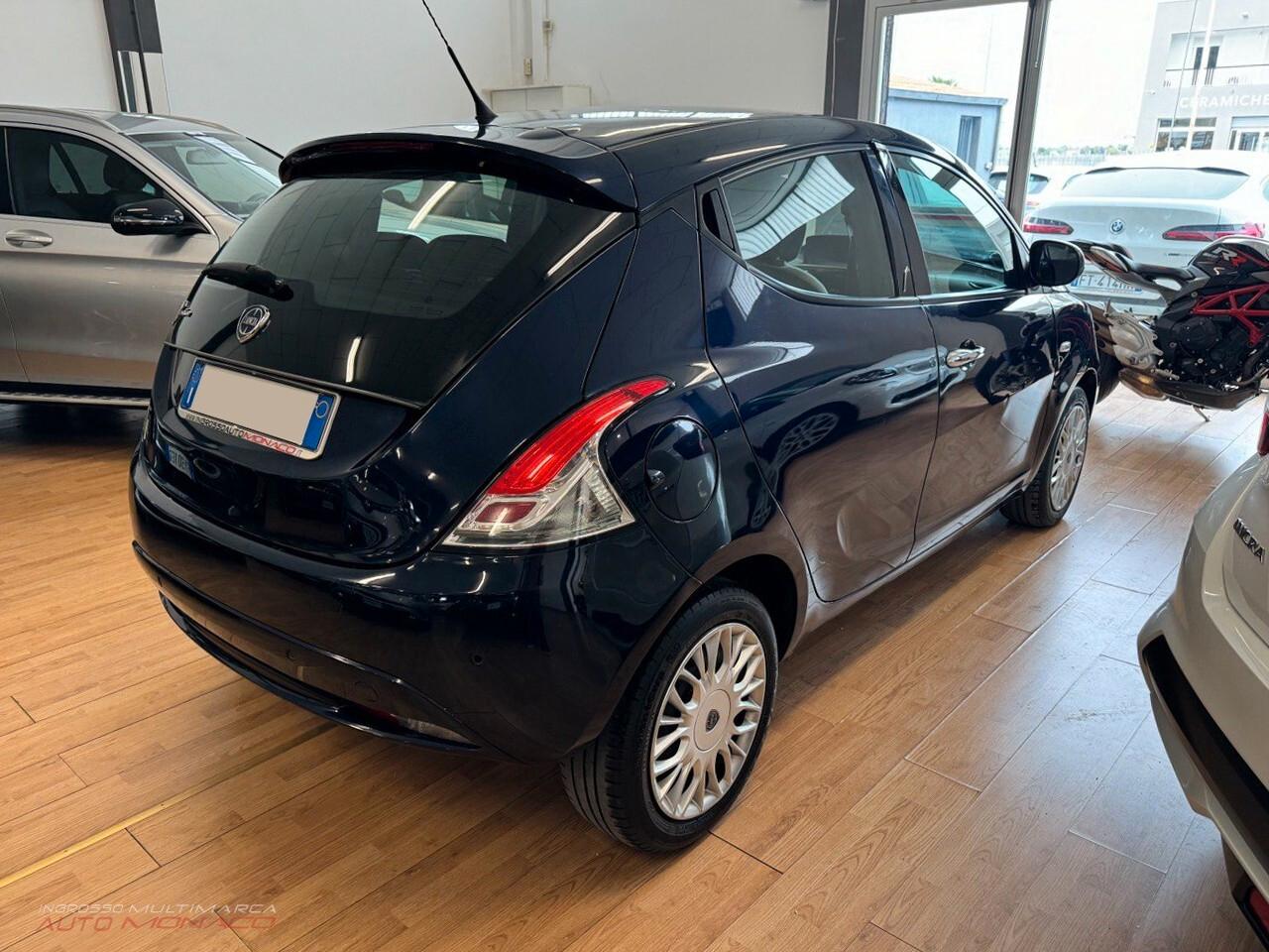 Lancia Ypsilon 1.2 Gold 69CV 2017