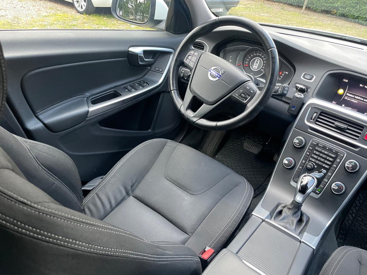 Volvo V60 2.0 Diesel - Automatico - Neopatentati