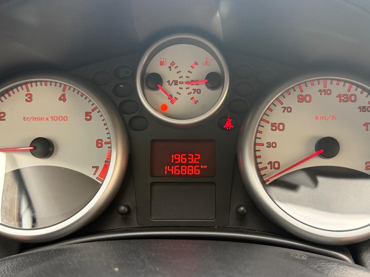 PEUGEOT 207 1.4 BENZINA 69CV EURO4 NEOPATENTATI