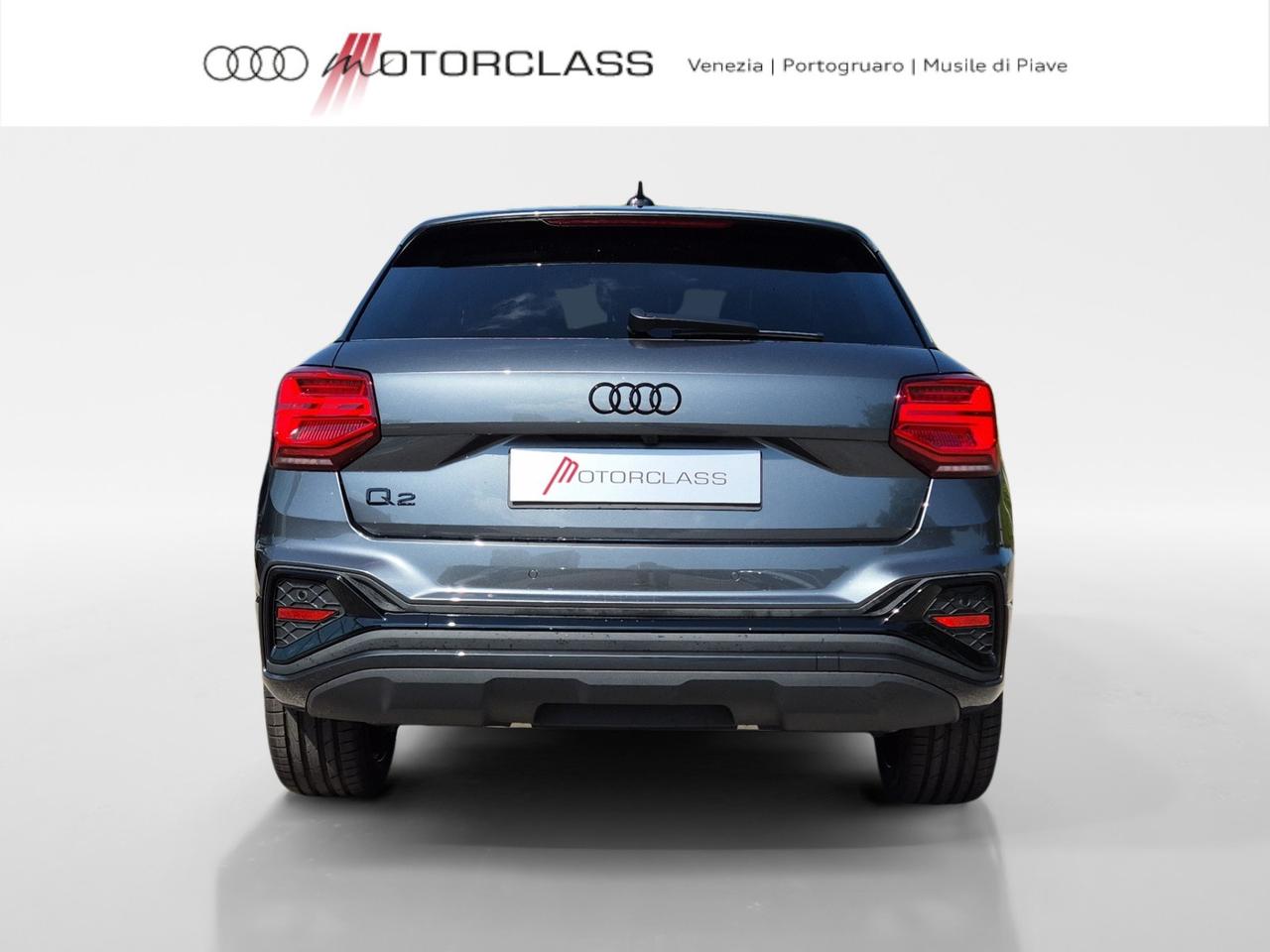 Audi Q2 35 2.0 tdi identity black s tronic