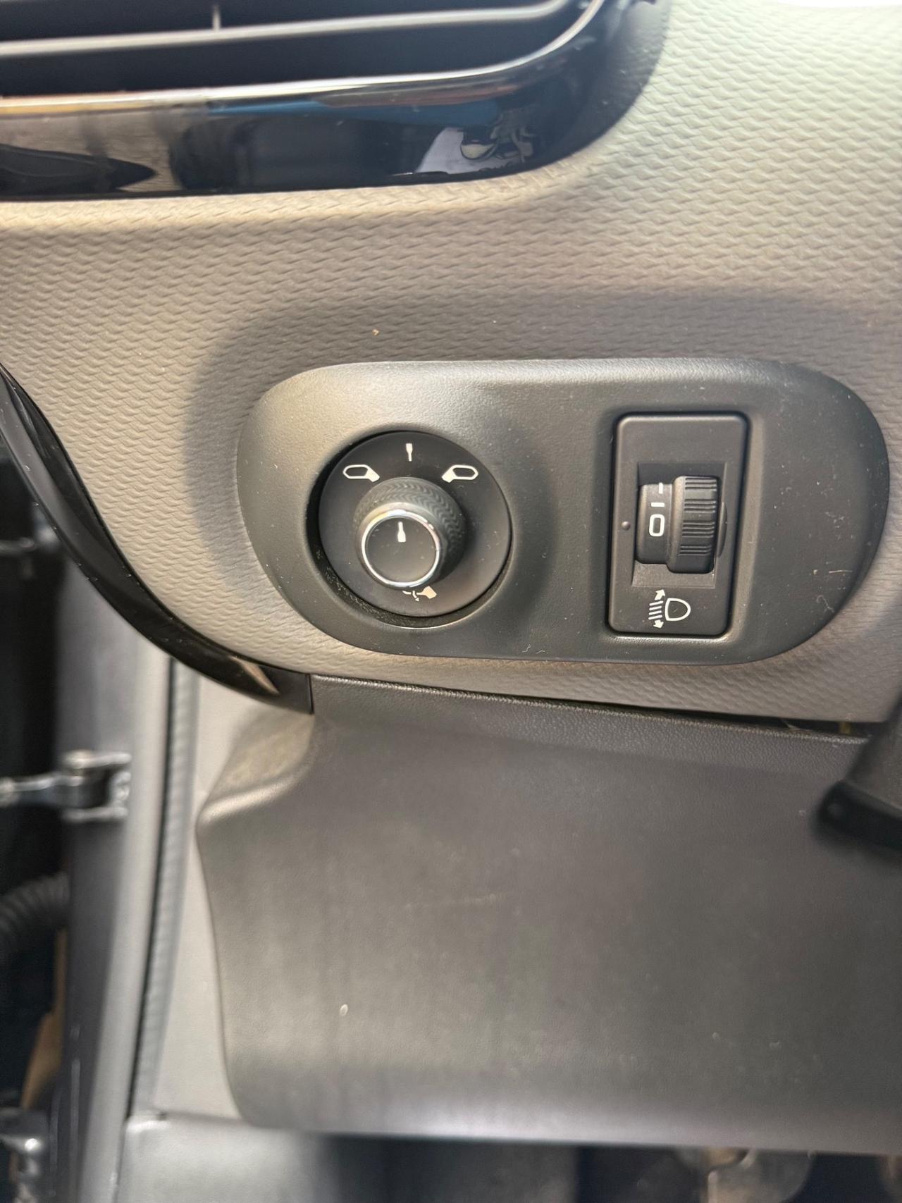Citroen C4 Cactus BlueHDi 100 S&S Shine