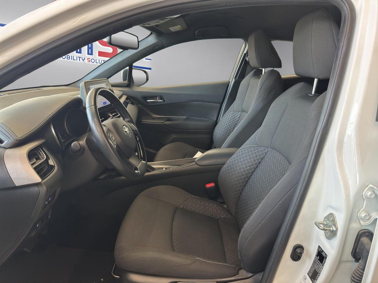 Toyota C-HR 1.8h Active e-cvt