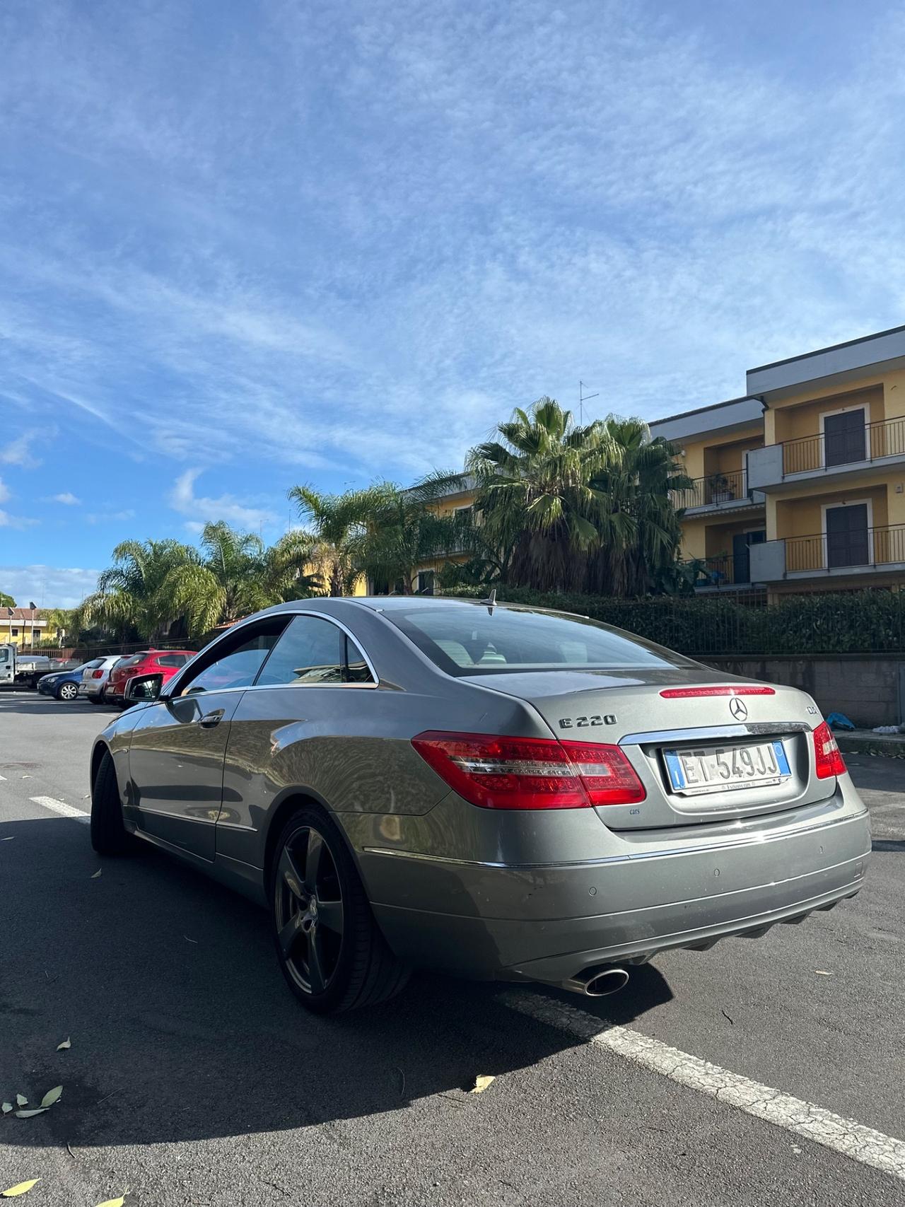 Mercedes-benz E 220 E 220 CDI Coupé Executive