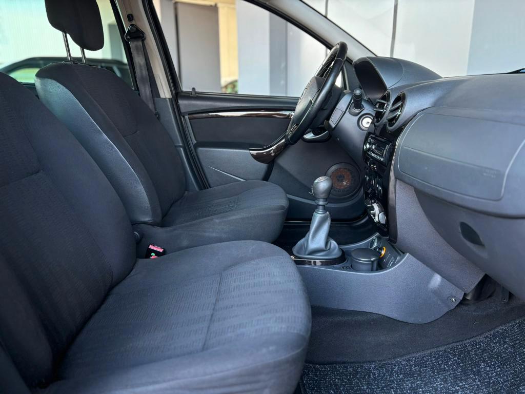 Dacia Duster 1.5 dci Laureate 4x4 110cv