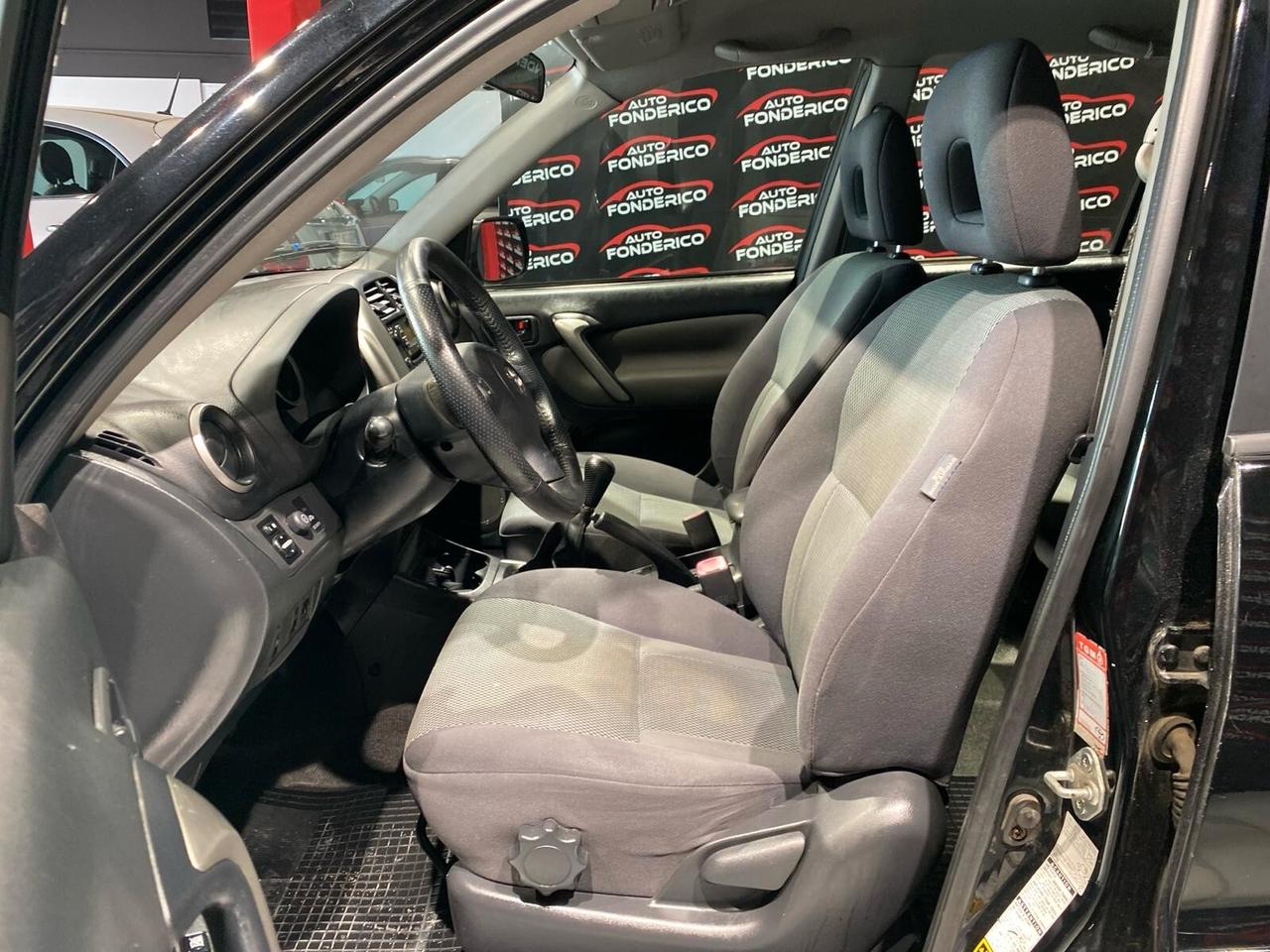 Toyota RAV 4 2.0 Diesel - 2004