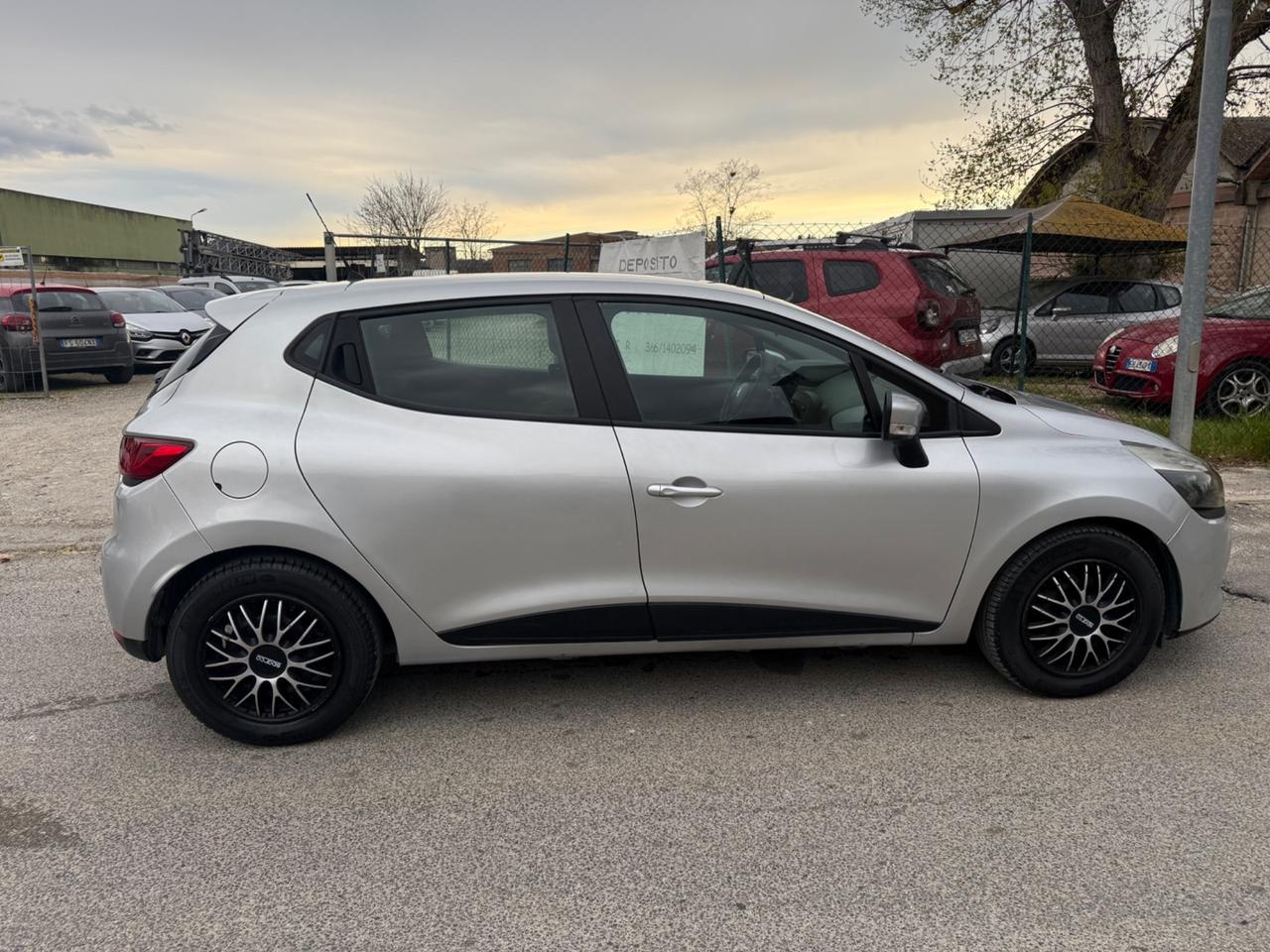 Renault Clio 1.2 75CV 5 porte Wave