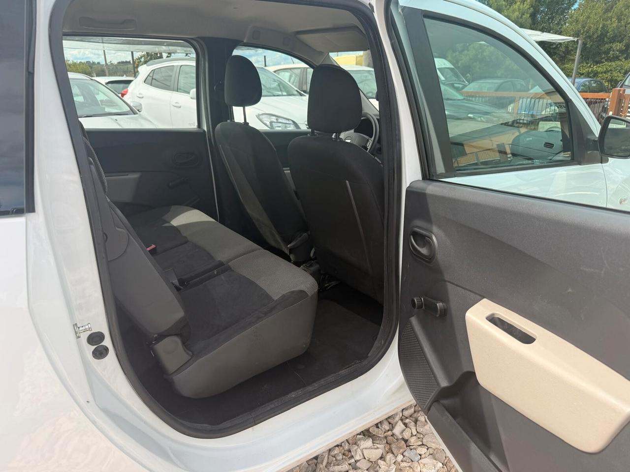 Dacia Lodgy 1.5 dCi 8V 90CV 7 posti Lauréate