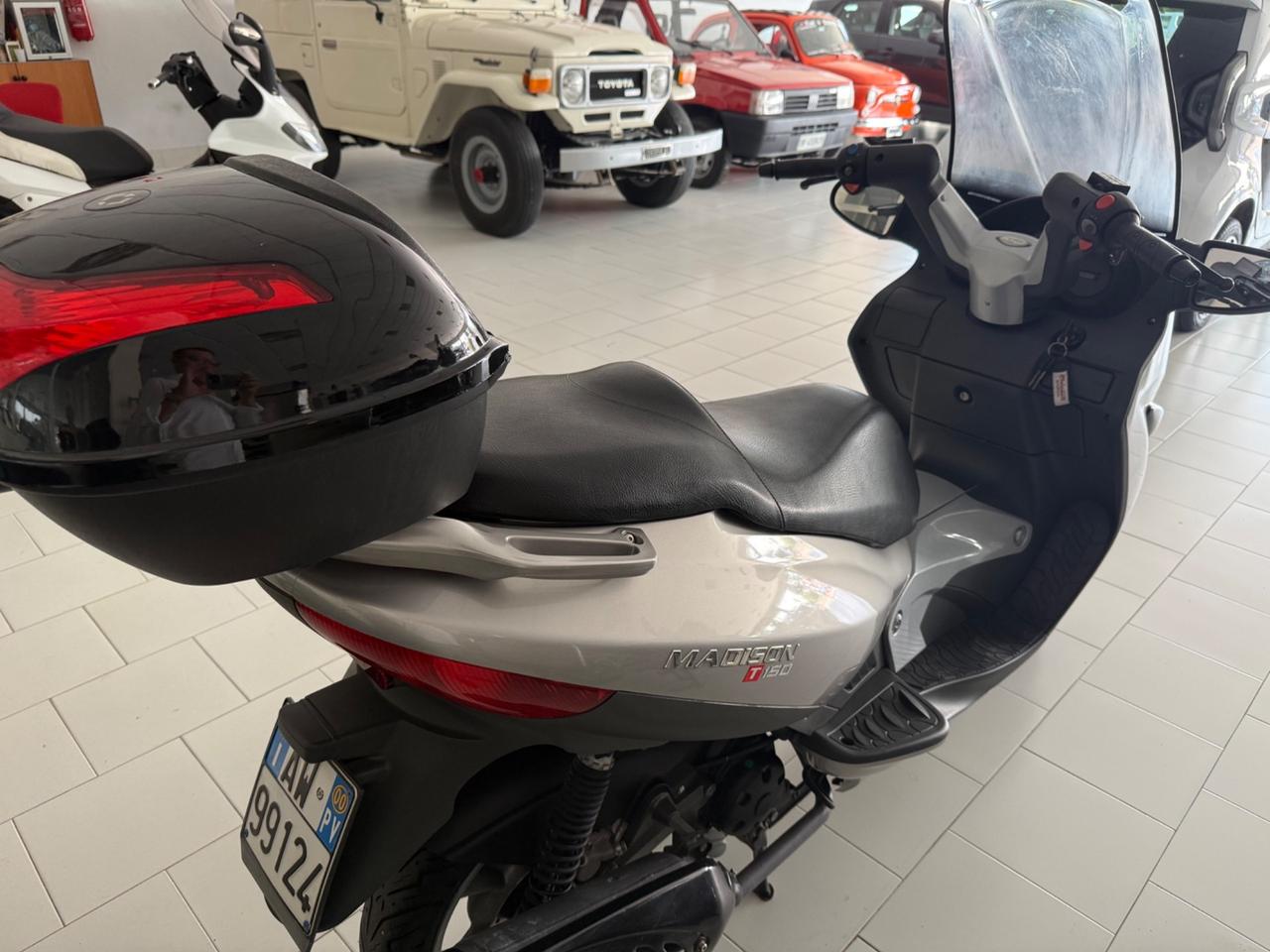 Malaguti Madison 150 Bauletto