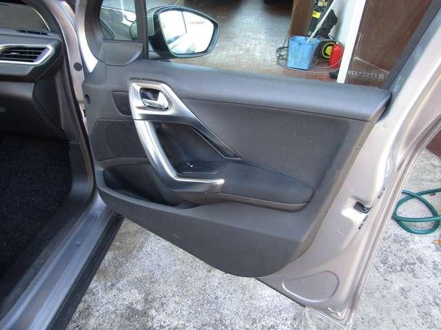 Peugeot 2008 1.5 bluehdi Allure s