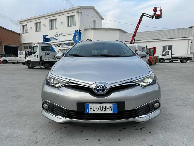 TOYOTA Auris Touring Sports 1.8 Hybrid Lounge