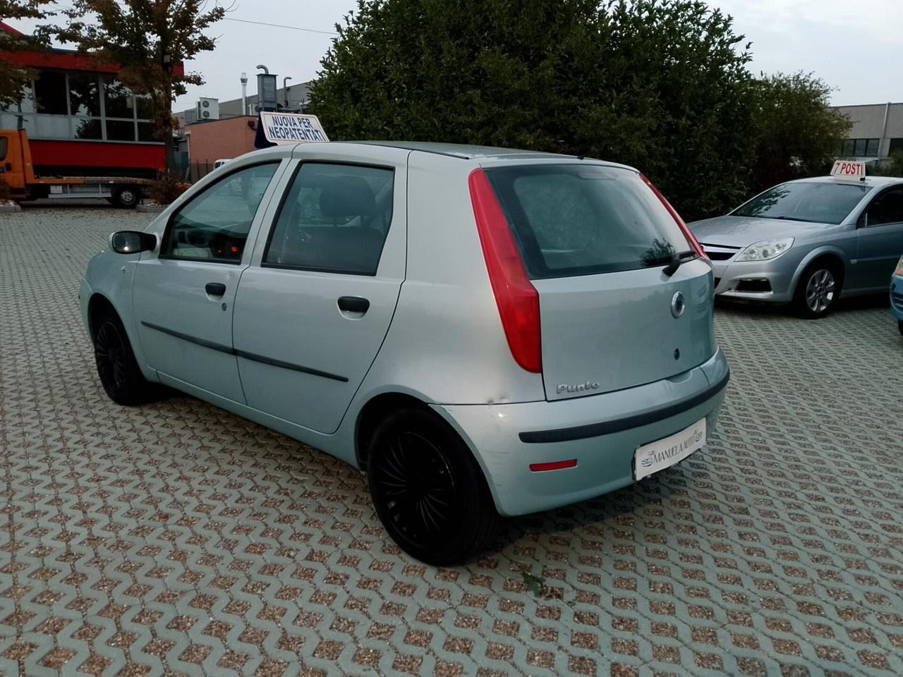 Fiat Punto 1.2 Benzina-NEOPAT-125.000-2004