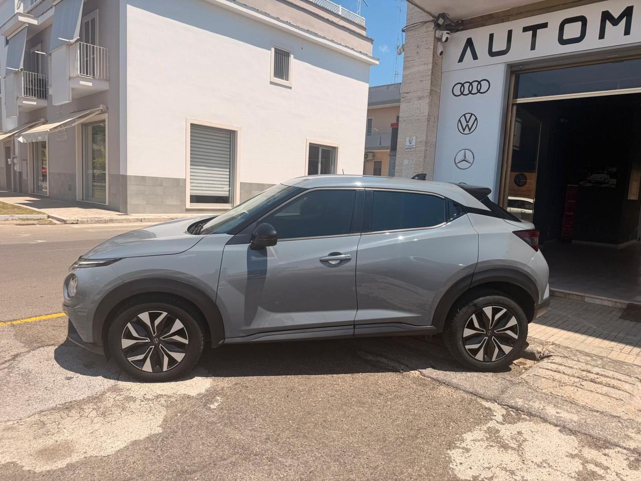 Nissan Juke 1.0 DIG-T 114 CV N-Connecta