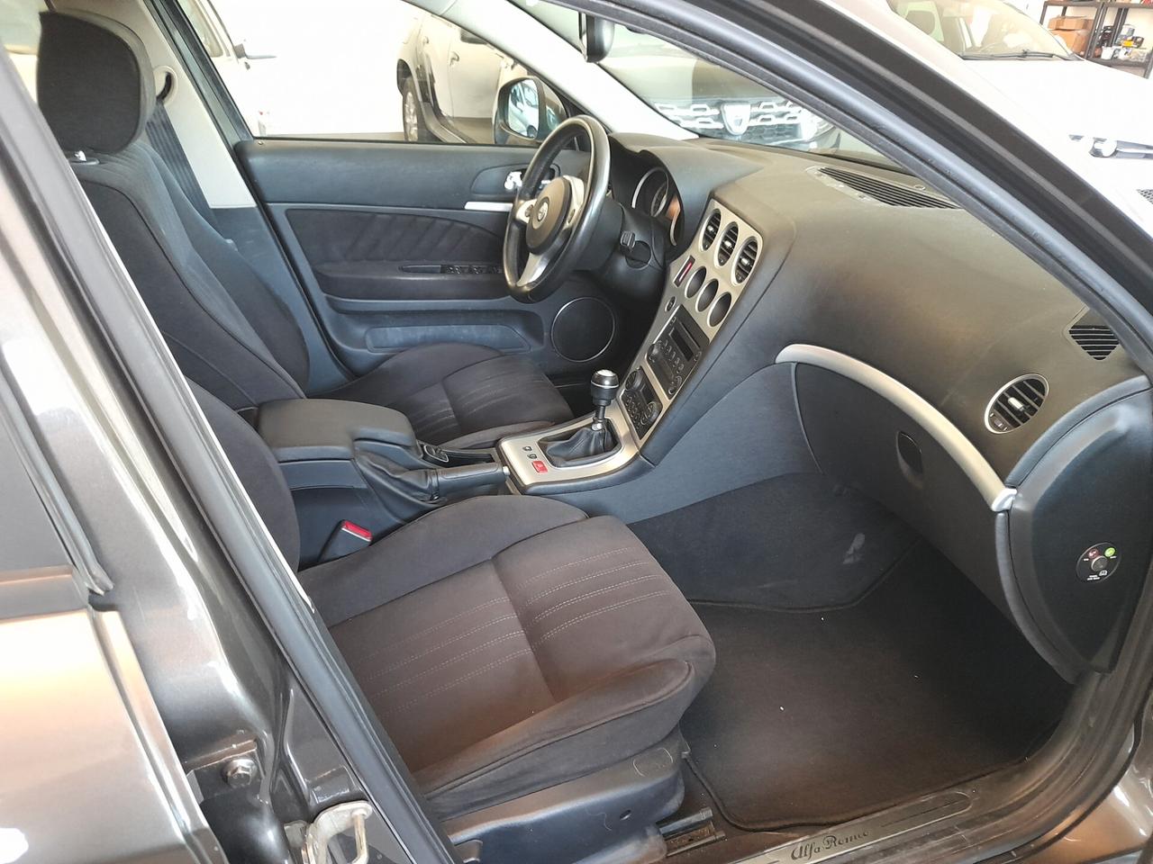 Alfa Romeo 159 2.2 JTS 16V Distinctive