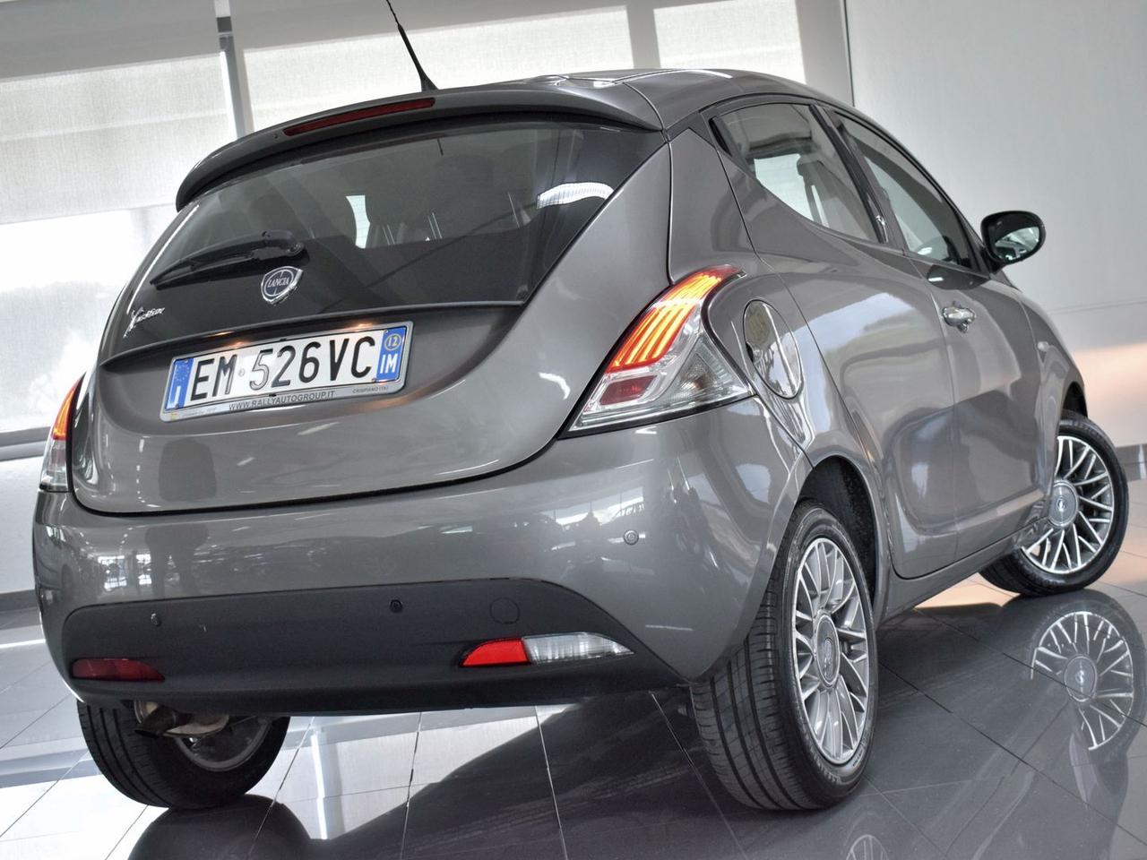 Lancia Ypsilon Platino 1.3 Mjet