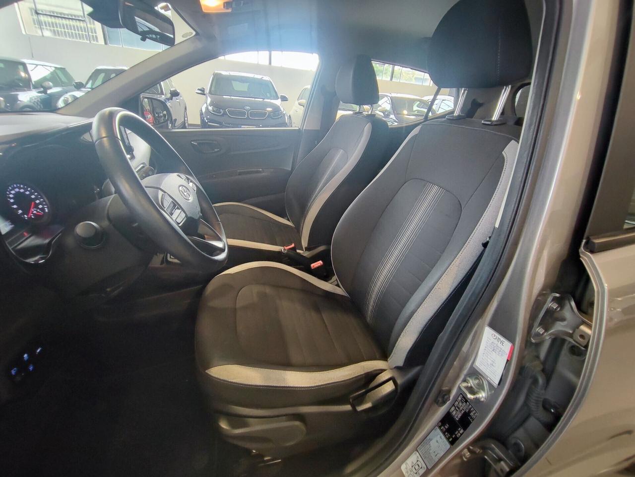 Hyundai i10 1.0 Prime • Navi 8” • CarPlay • Cerchi 16” • LED