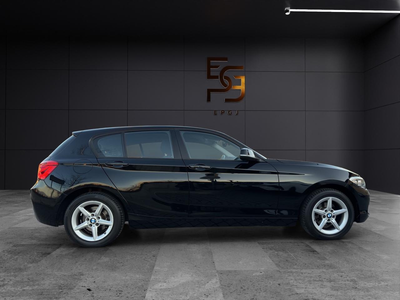 Bmw 116 116d 5p. Advantage