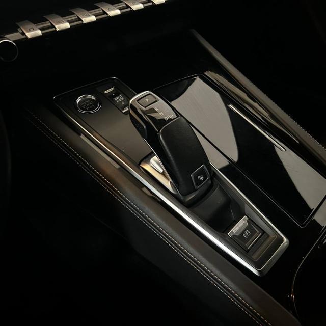 PEUGEOT 508 Plug-in Hybrid 225 e-EAT8 SW GT