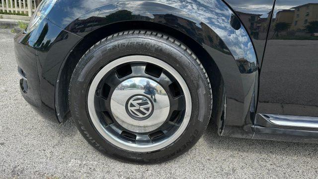 VOLKSWAGEN Maggiolino Cabrio 1.6 TDI Design