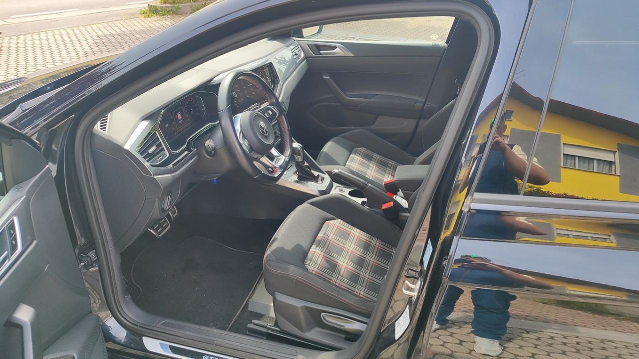Volkswagen Polo 2.0 TSI DSG GTI BlueMotion Technology