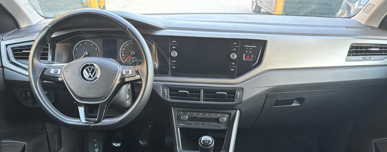 Volkswagen Polo 1.0 5p. R-Line OK NEOPATENTATI