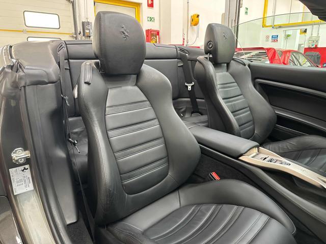 FERRARI California DCT