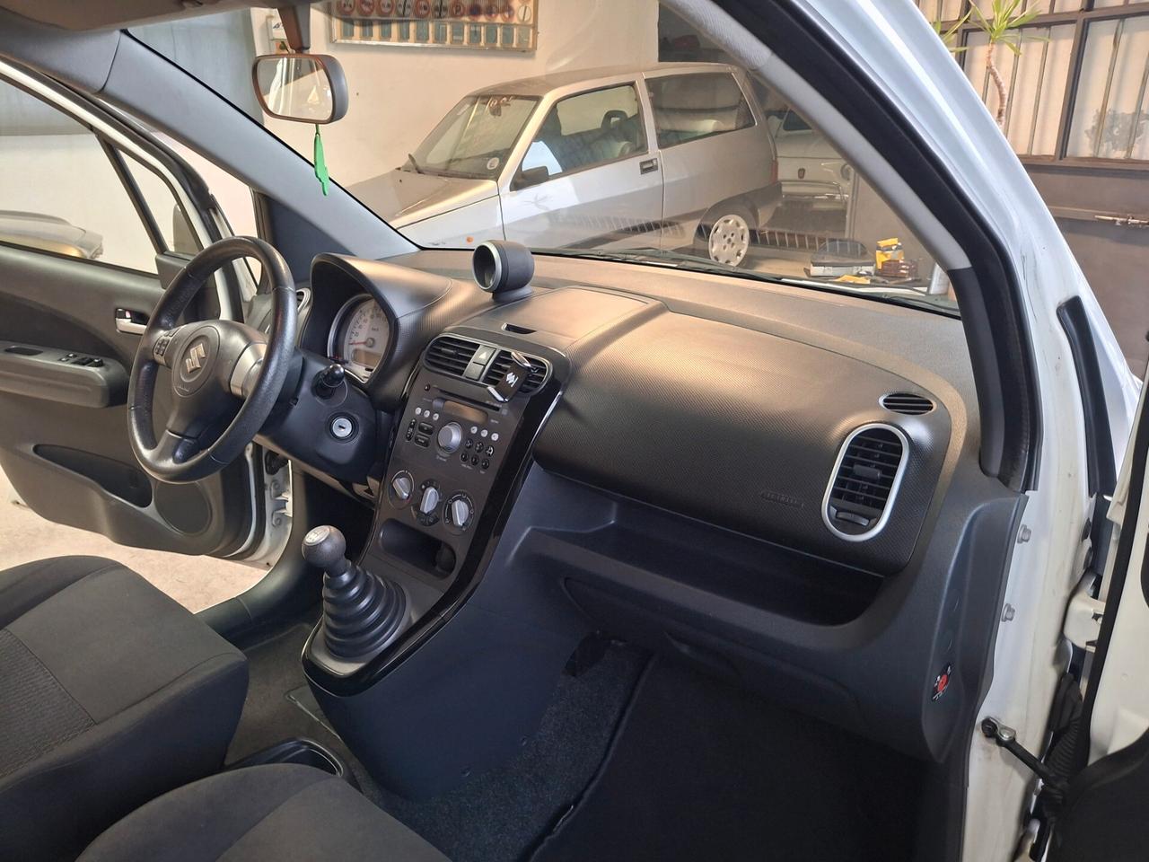 Suzuki Splash 1.0 VVT GL Style