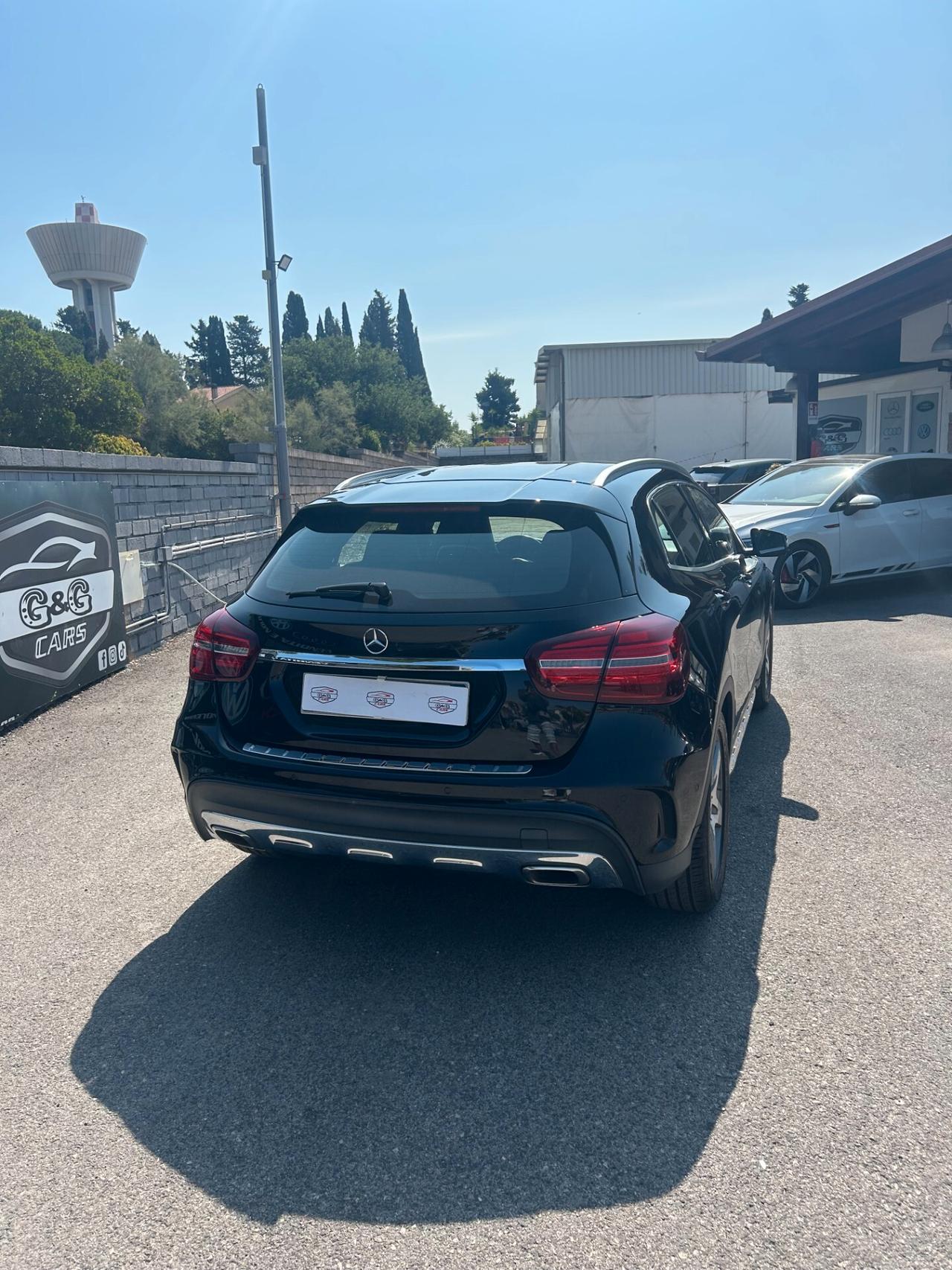 Mercedes-benz GLA 180 GLA 180 Premium Allestimento AMG