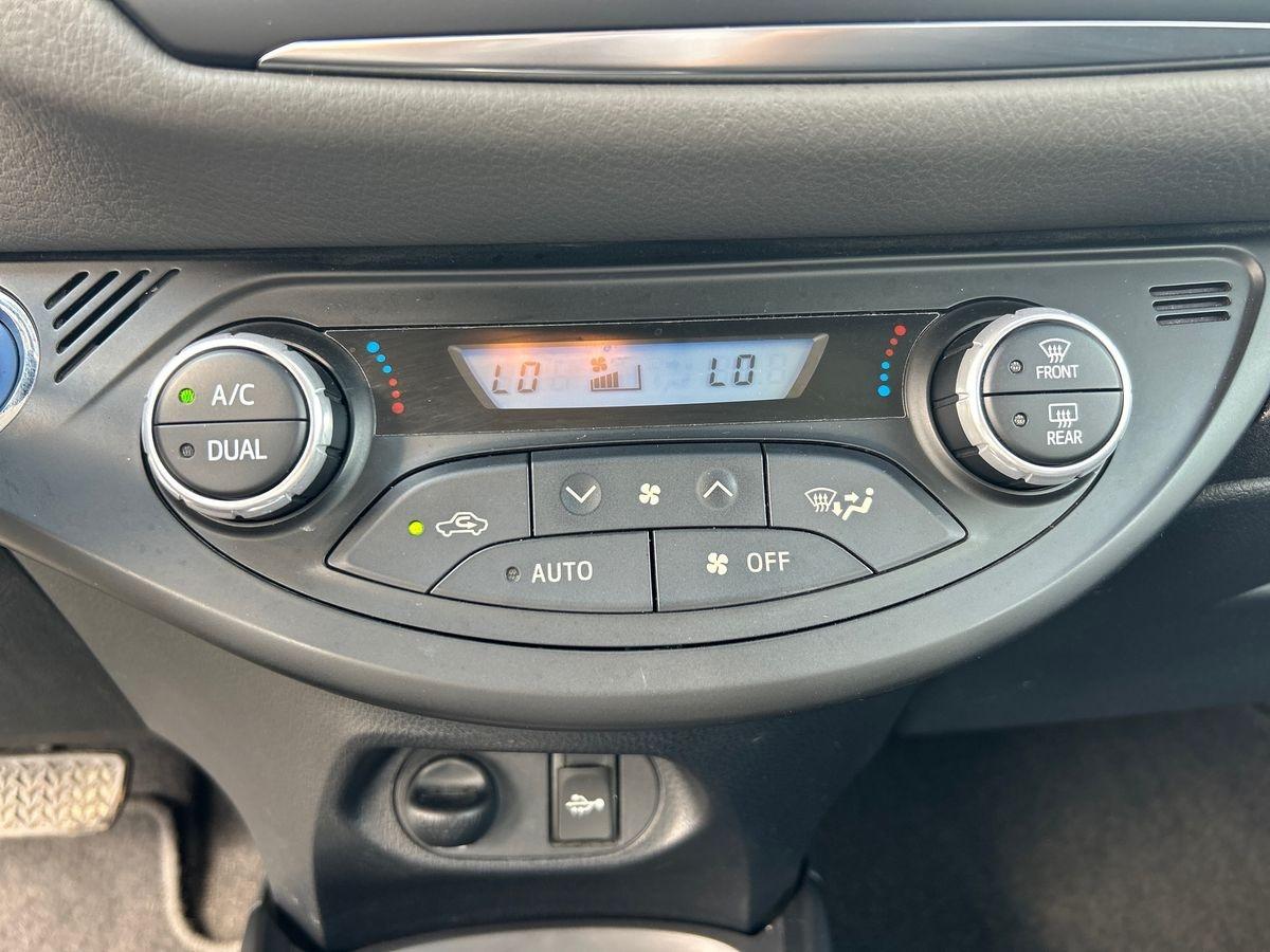 TOYOTA Yaris 3ª serie - Yaris 1.5 Hybrid 5 porte Active