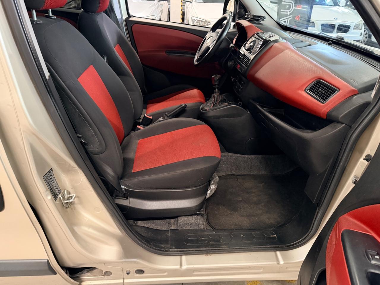 Fiat Doblo Doblò 1.4 T-Jet 16V Natural Power Dynamic