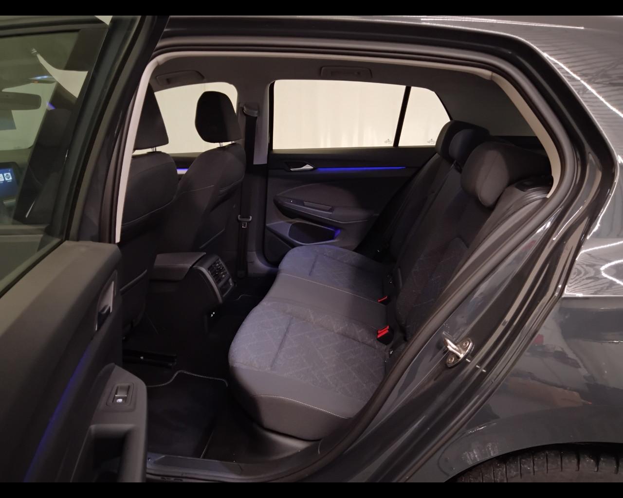 VOLKSWAGEN Golf VIII 2020 - Golf 2.0 tdi Life 115cv