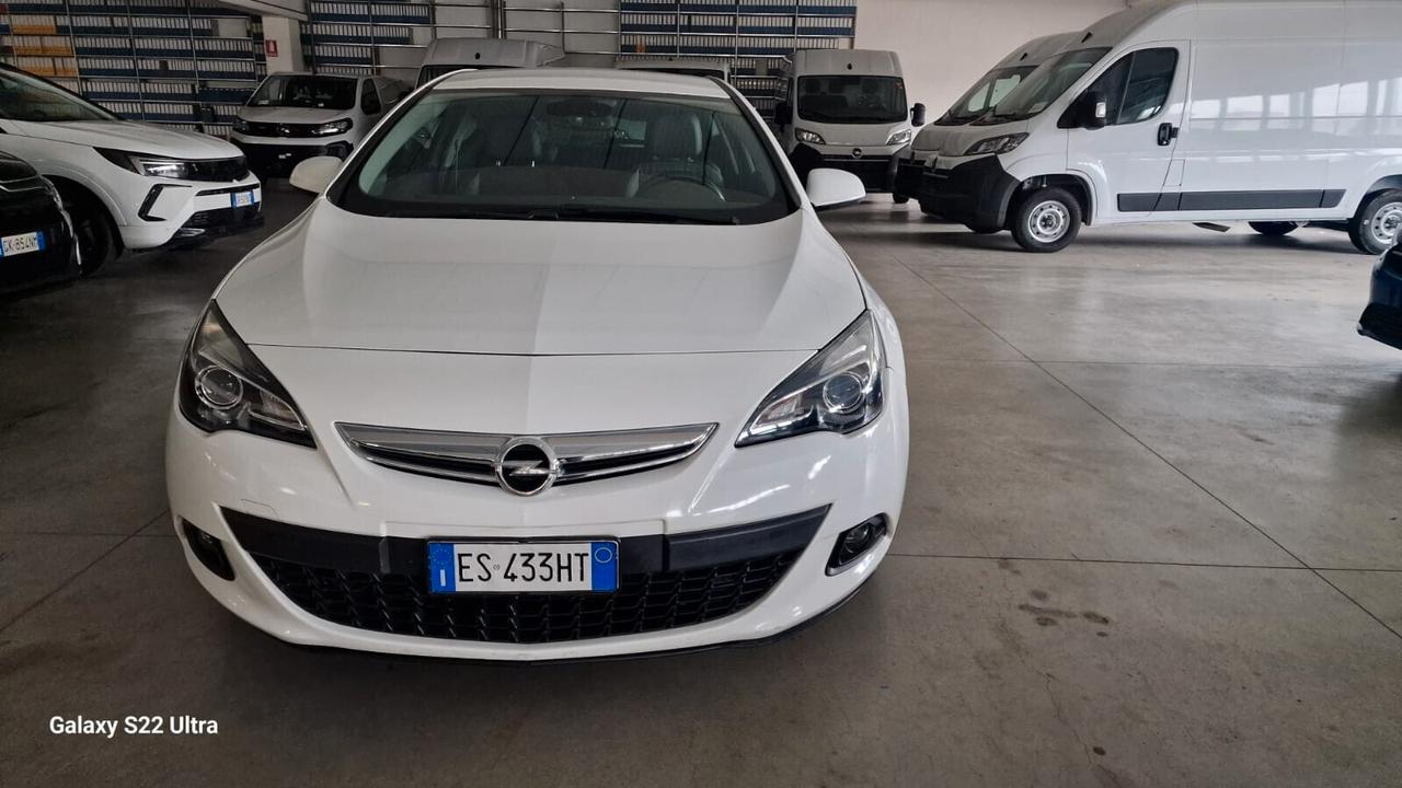 Opel Astra GTC 1.7 CDTI 130 cupe Cosmo pochi km 110 mila