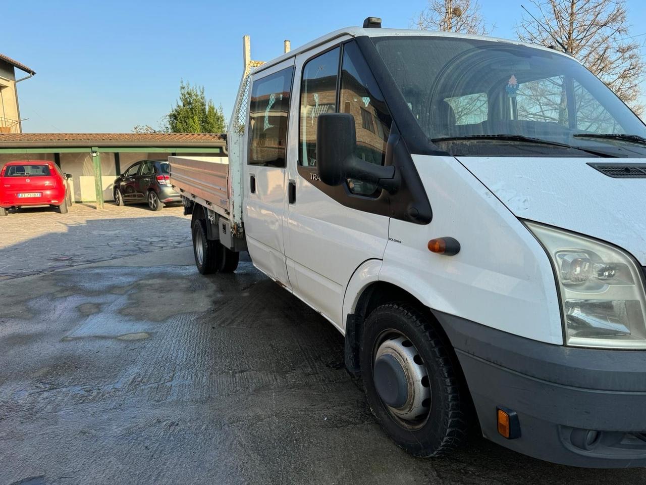 Ford Transit 7 posti (la testata da rifare)